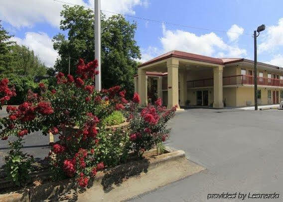 Oyo Hotel Rome Ga Historic District Extérieur photo